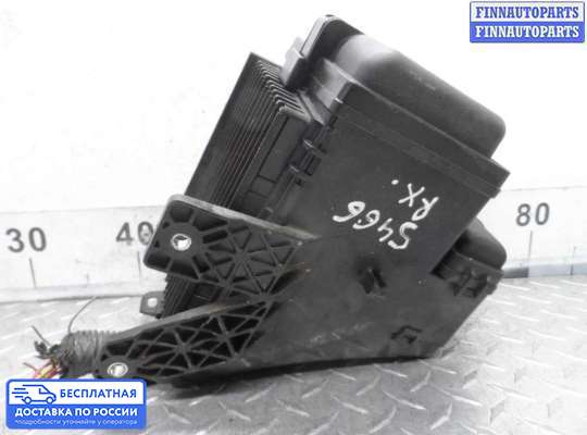 Блок предохранителей на Toyota Harrier II (U30W)