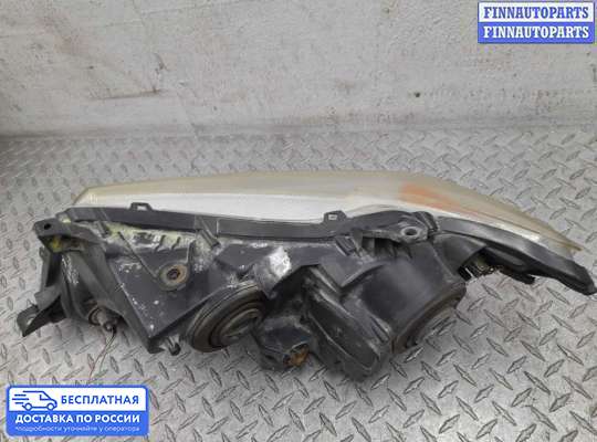 Фара передняя на Toyota Venza (GV10)