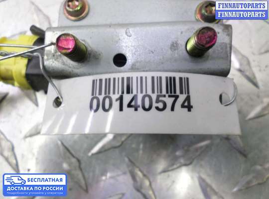 Датчик удара (Airbag) на Mitsubishi Pajero III