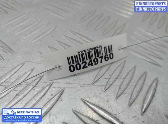 Петля капота на Volkswagen Touareg I (7L)