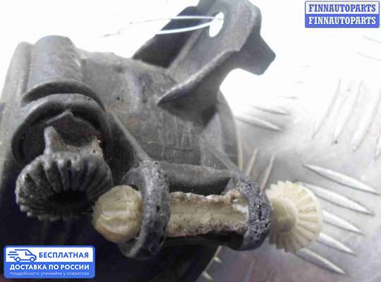 Фара противотуманная (ПТФ) на BMW X5 (E70)
