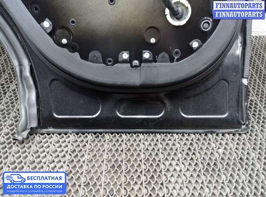 Замок боковой двери на Range Rover Sport II (L494)