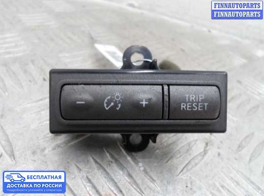 Кнопки на Infiniti Q50 (V37)