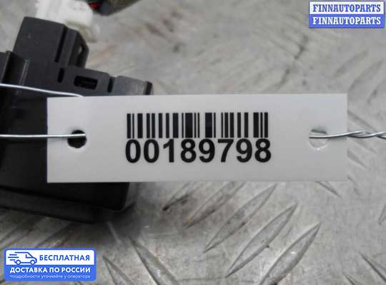 Кнопки на Infiniti Q50 (V37)