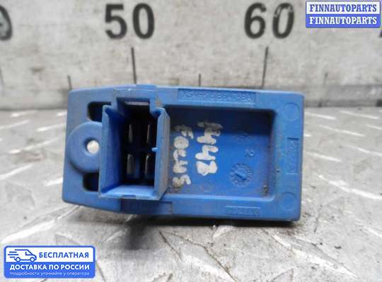 Резистор (сопротивление) отопителя на Ford Focus I