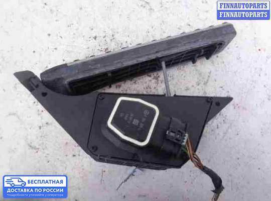 Педальный узел (педаль) на Mercedes-Benz C (W204)
