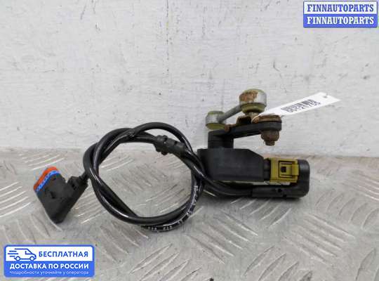 Датчик дорожного просвета на Mercedes-Benz CLS (C218)