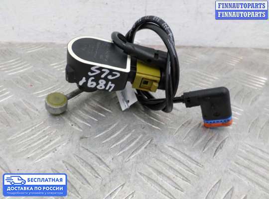 Датчик дорожного просвета на Mercedes-Benz CLS (C218)