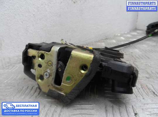 Замок боковой двери на Pontiac Vibe