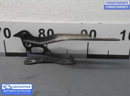 Петля капота на Ford Fiesta VI