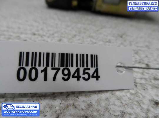 Замок боковой двери на Toyota Avensis I (T220)