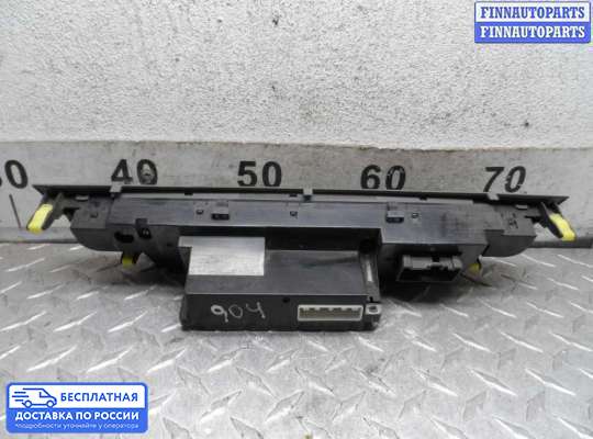 Блок управления печкой на Toyota Camry XV30