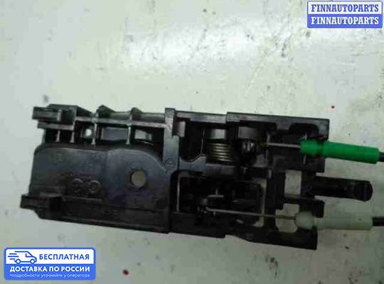 Замок боковой двери на Toyota Highlander II (XU40)