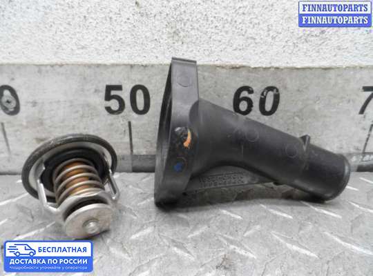 Корпус термостата на Toyota Camry XV40
