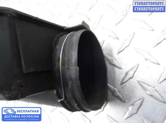 Корпус воздушного фильтра на Renault Duster
