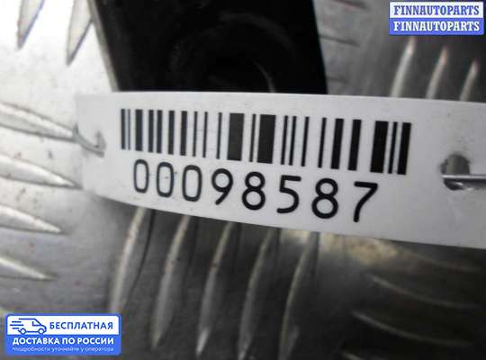 Поводок дворника на Mercedes-Benz C (W204)