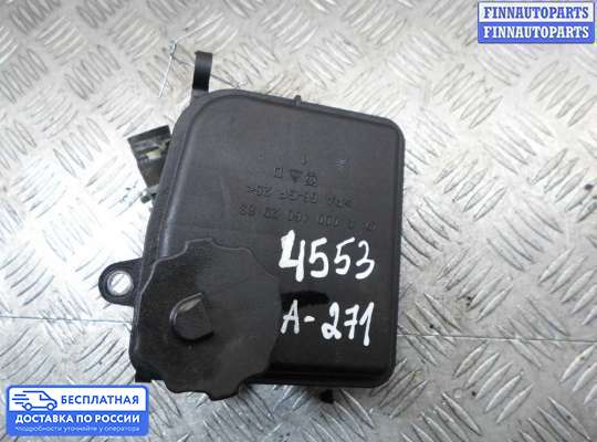 Бачок гидроусилителя на Mercedes-Benz C (W204)