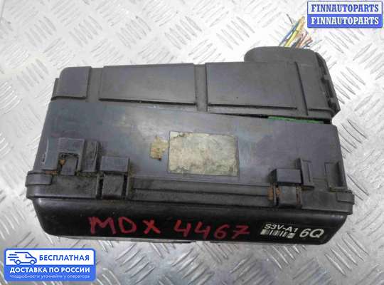 Блок предохранителей на Acura MDX (YD1)