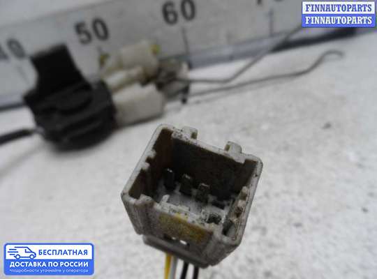 Замок боковой двери на Honda Civic VI (EJ, EK, EM1)