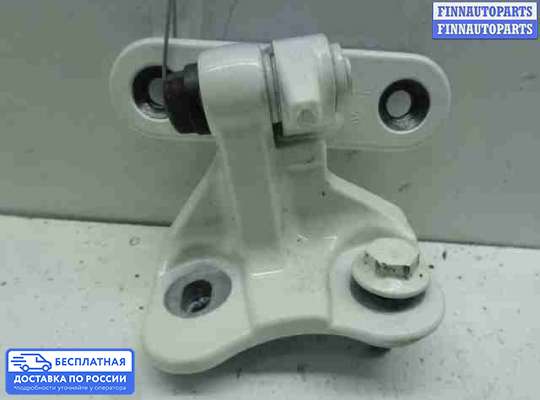 Петля двери на Mercedes-Benz CLA (C117)