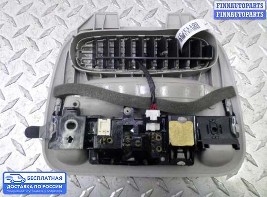 Фонарь салона (плафон) на Toyota Sienna II