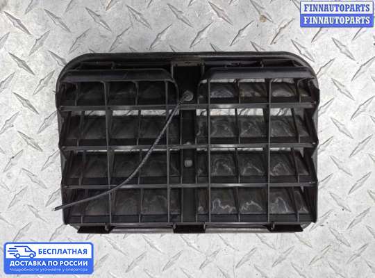 Решетка (заглушка) бампера на Mercedes-Benz S (W222)