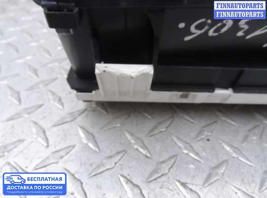 Щиток приборов на Toyota Camry XV40