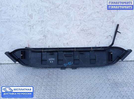 Воздухозаборник на Audi Q7 (4L)