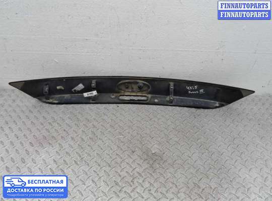 Планка подсветки номера на Ford Focus III