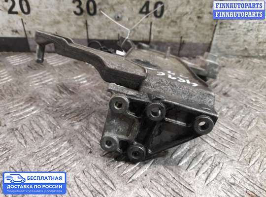 Кронштейн прочее на Mercedes-Benz E (W212)