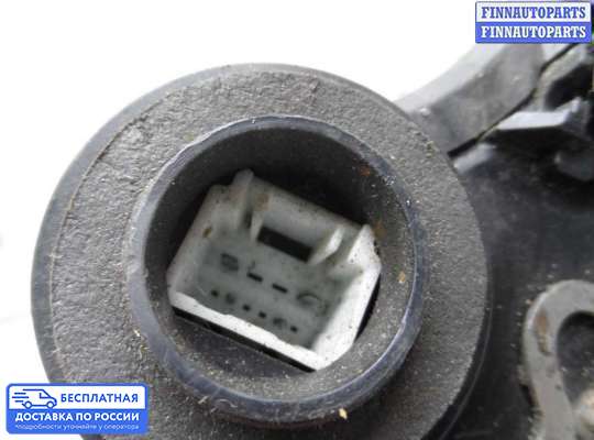 Замок боковой двери на Lexus RX II (XU30)