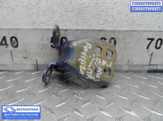 Петля двери на Chrysler Pacifica