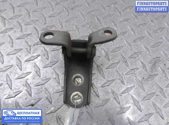 Петля двери на Honda CR-V III (RE)