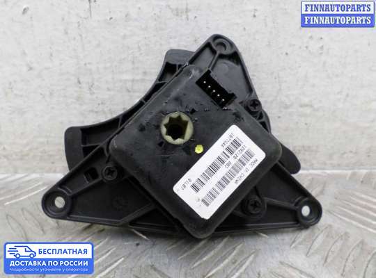Моторчик заслонки печки на Suzuki XL7 II