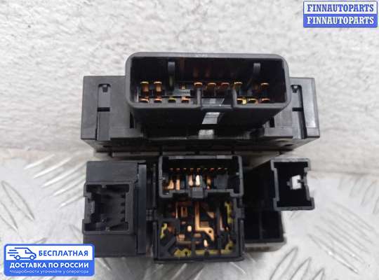 Блок управления зеркал на Subaru Tribeca