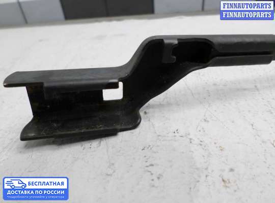Поводок дворника на Volkswagen Passat CC (357)