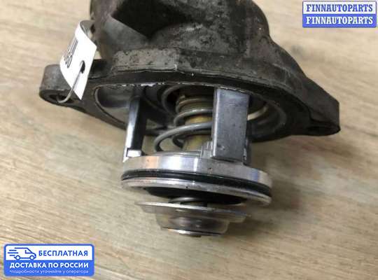 Корпус термостата на Mercedes-Benz C (W204)