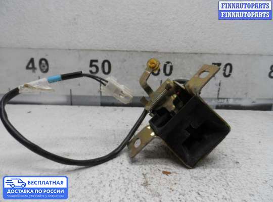 Замок багажника на Mazda Tribute I