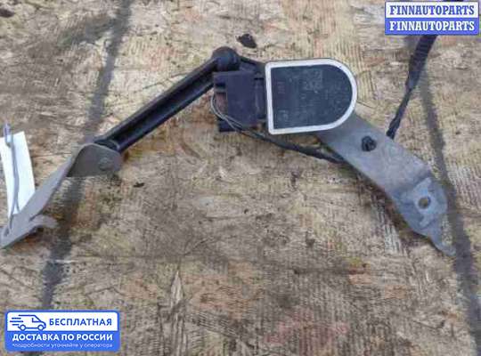 Датчик дорожного просвета на BMW 3 (F30/F31)