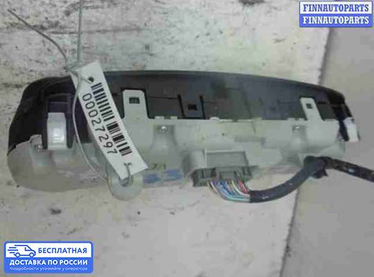 Блок управления печкой на Honda CR-V III (RE)