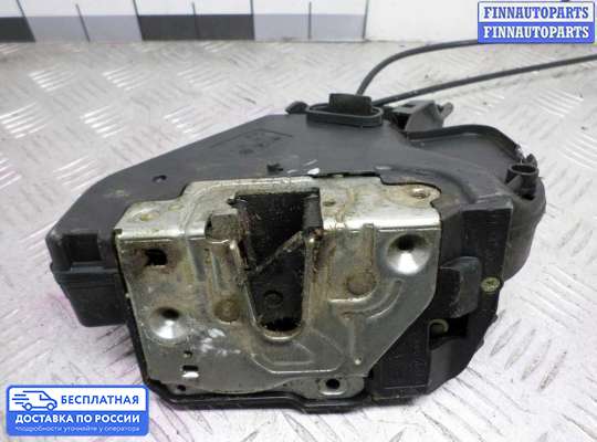 Замок боковой двери на Mercedes-Benz C (W203)