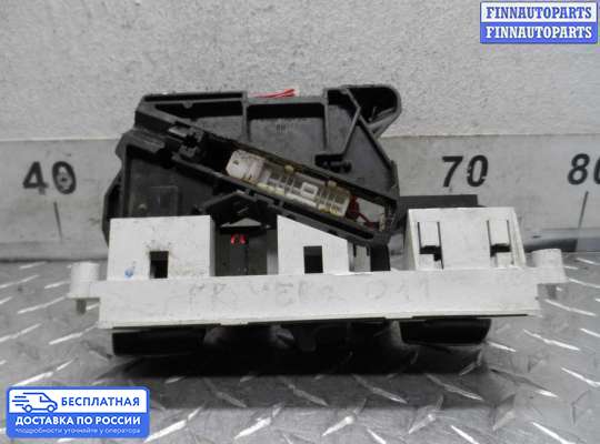 Блок управления печкой на Nissan Primera (P11)