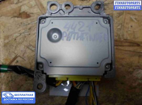 ЭБУ AIRBAG (электронный блок управления подушками безопасности) на Nissan Pathfinder III (R51)