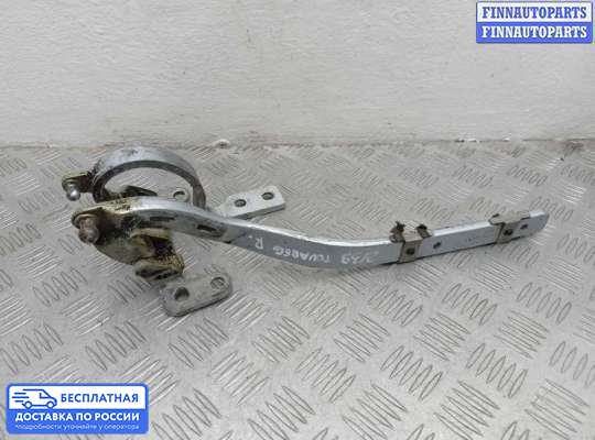 Петля крышки багажника на Volkswagen Touareg I (7L)