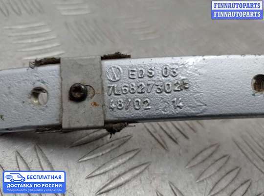 Петля крышки багажника на Volkswagen Touareg I (7L)