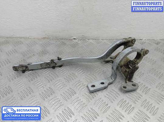 Петля крышки багажника на Volkswagen Touareg I (7L)
