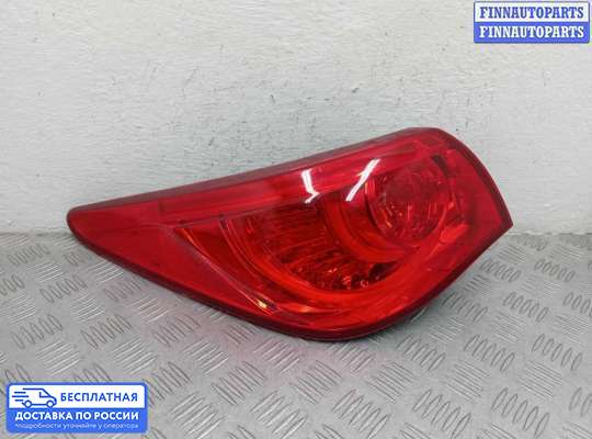 Фонарь задний на Infiniti Q50 (V37)