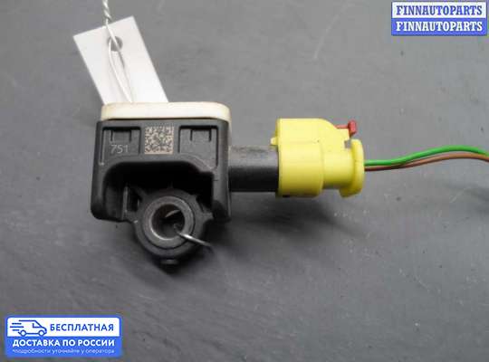 Датчик удара (Airbag) на Audi A6 (C7)
