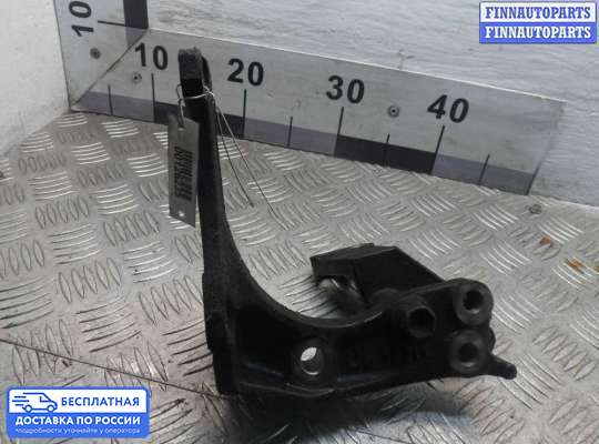 Кронштейн ДВС (лапа) на Toyota Venza (GV10)