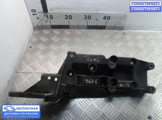Кронштейн ДВС (лапа) на Volvo S60 I | V70 II (P2)